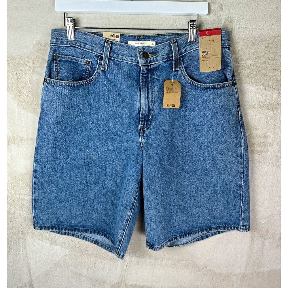 Levi's Womens Middy Jorts Mid Rise Medium Wash Size 30 Style 005LV